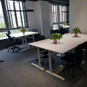 西安高新區(qū)萬科云谷某公司辦公家具交貨安裝